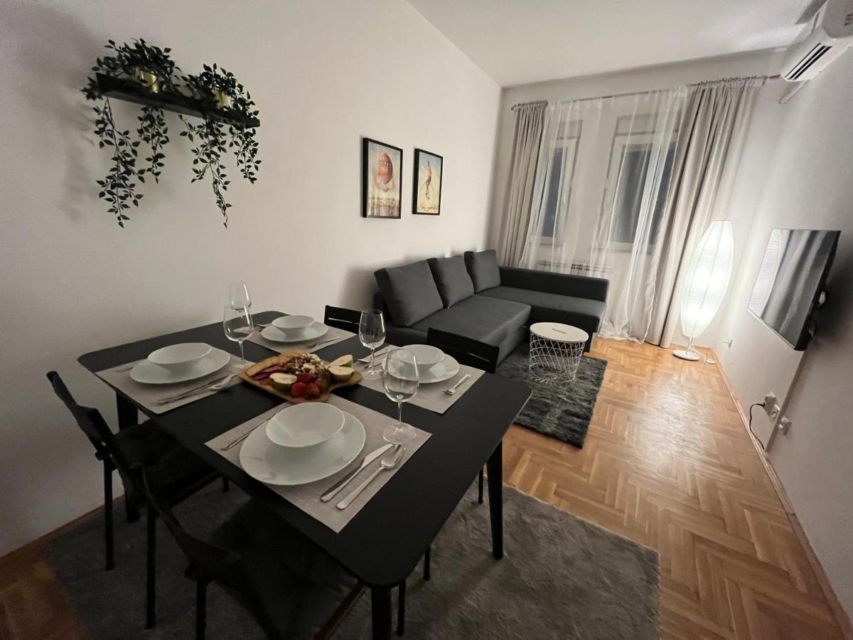 Apartment Ana - City Center 베오그라드 외부 사진