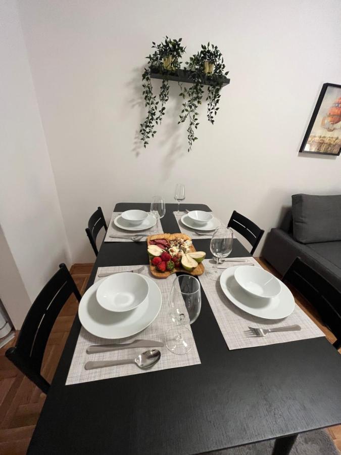 Apartment Ana - City Center 베오그라드 외부 사진